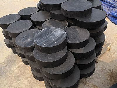 靖州县板式橡胶支座由若干层橡胶片与薄钢板经加压硫化